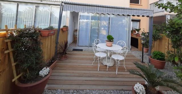 La Reposade Apartment Sanary-sur-Mer Exterior photo